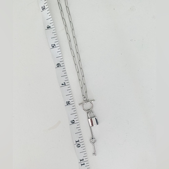 Stainless steel paperclip heart lock necklace - Picture 5 of 5